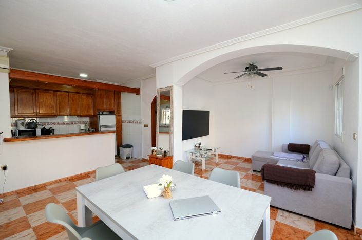 Image No.4-2 Bed Townhouse for sale