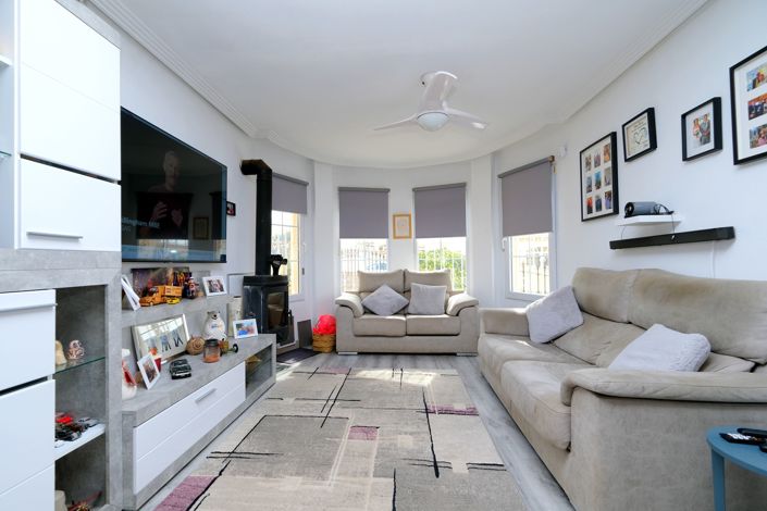 Image No.4-3 Bed Villa for sale