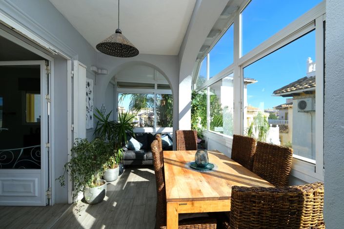 Image No.3-4 Bed Villa for sale