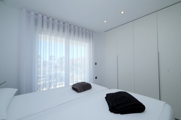 Image No.17-3 Bed Villa for sale