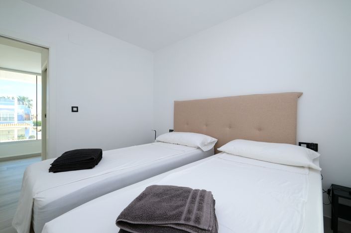 Image No.22-3 Bed Villa for sale