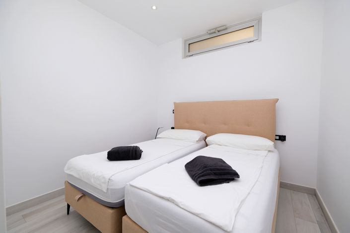 Image No.28-3 Bed Villa for sale