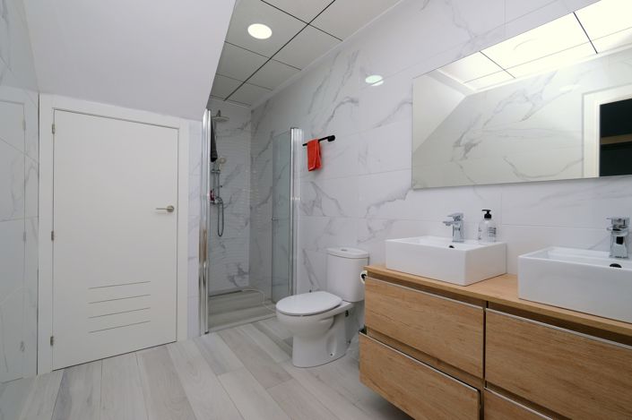 Image No.30-3 Bed Villa for sale