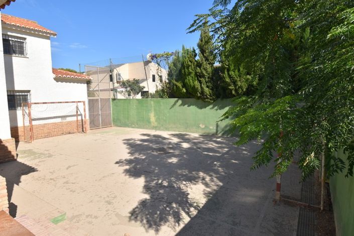 Image No.31-6 Bed Villa for sale