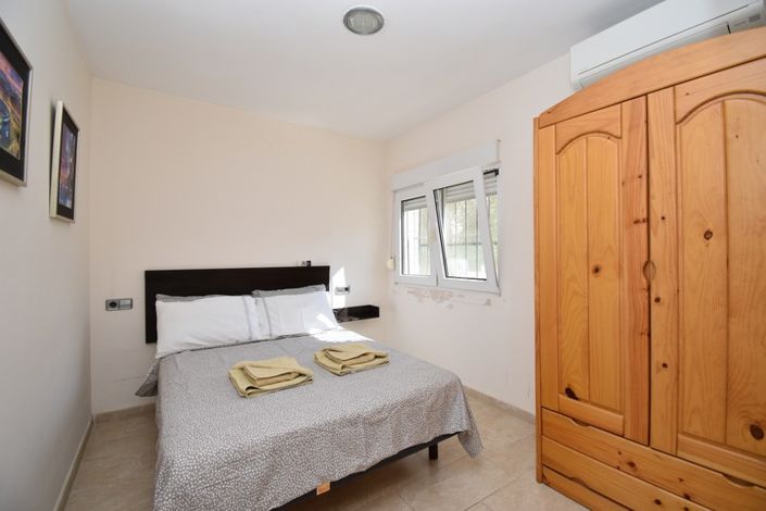 Image No.5-6 Bed Villa for sale