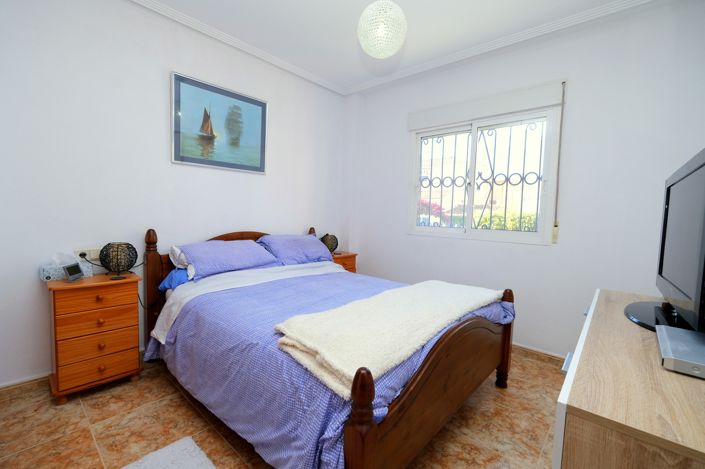 Image No.12-2 Bed Villa for sale