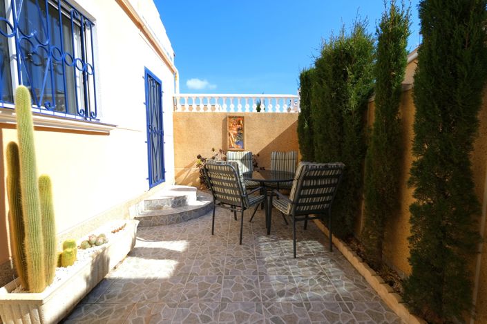 Image No.20-2 Bed Villa for sale