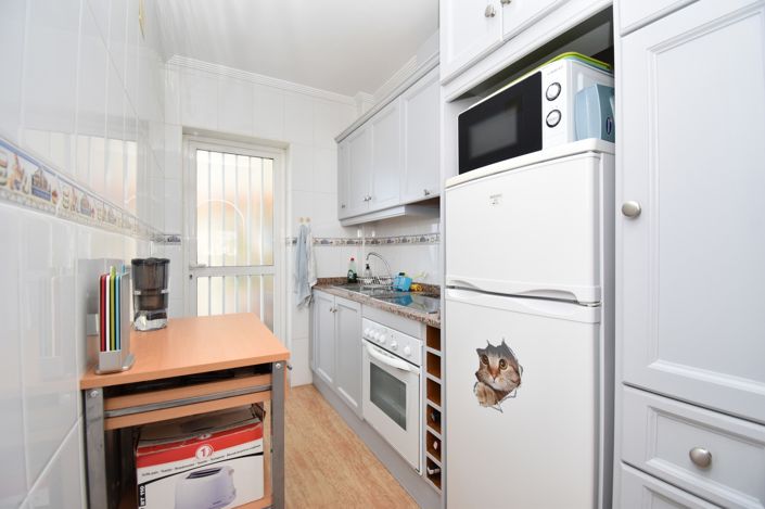 Image No.4-2 Bed Property for sale