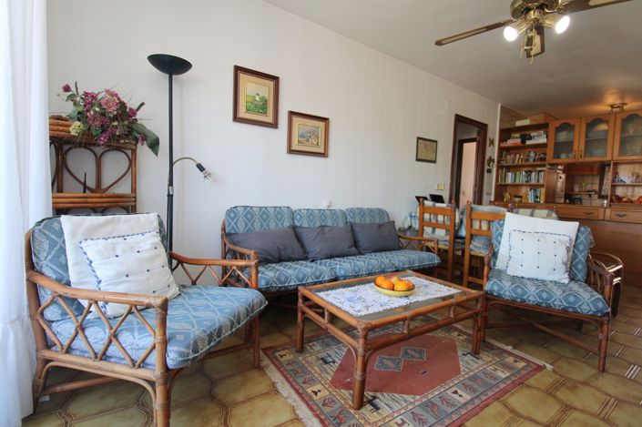 Image No.9-2 Bed Property for sale