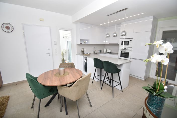 Image No.5-4 Bed Villa for sale