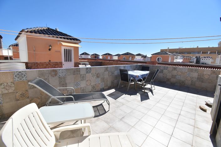 Image No.18-2 Bed Property for sale