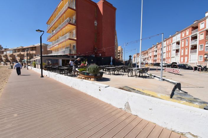 Image No.24-2 Bed Property for sale