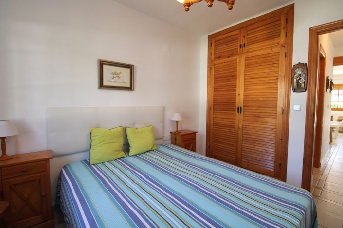 Image No.14-2 Bed Property for sale