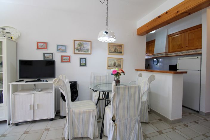 Image No.8-2 Bed Property for sale