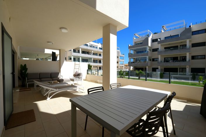 Image No.19-2 Bed Property for sale