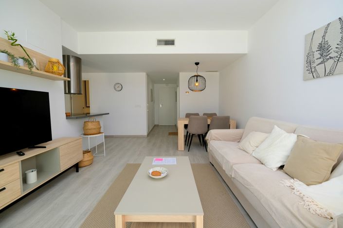 Image No.8-2 Bed Property for sale