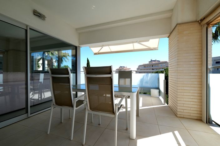 Image No.3-2 Bed Property for sale