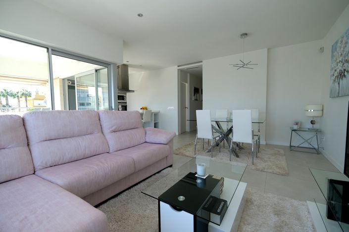 Image No.6-2 Bed Property for sale