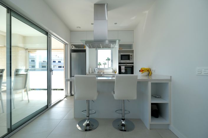 Image No.9-2 Bed Property for sale