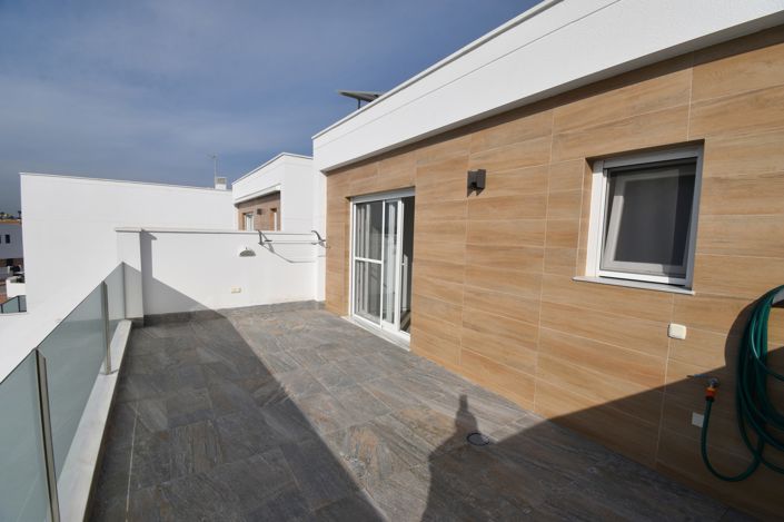 Image No.28-4 Bed Villa for sale