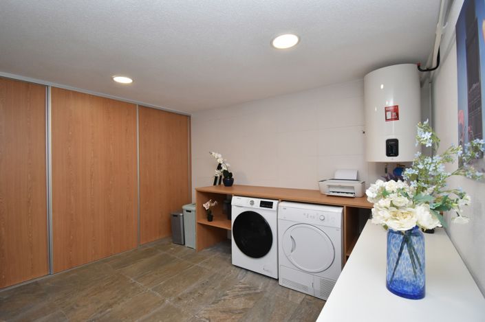 Image No.32-4 Bed Villa for sale