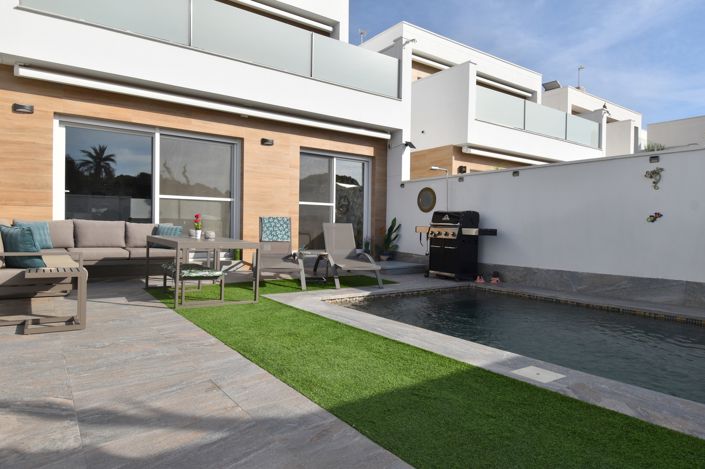 Image No.38-4 Bed Villa for sale