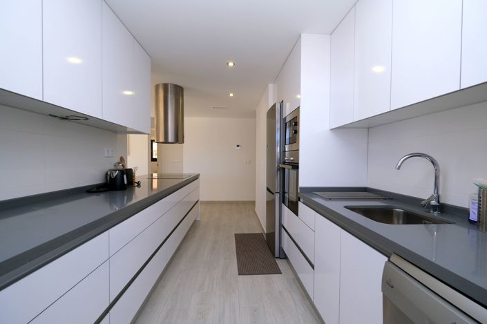 Image No.10-3 Bed Property for sale