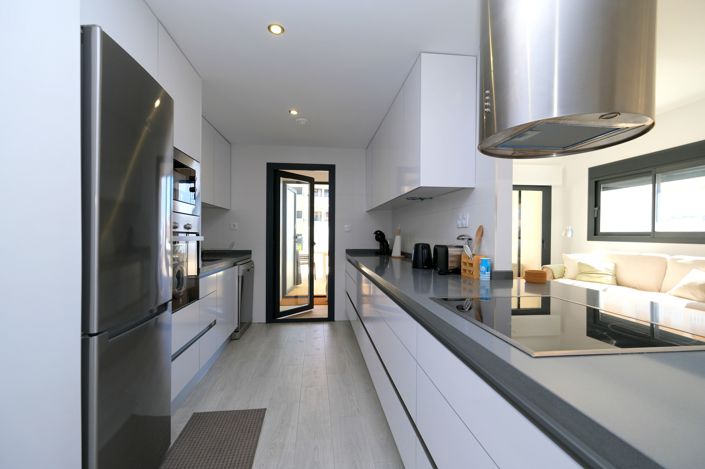 Image No.9-3 Bed Property for sale