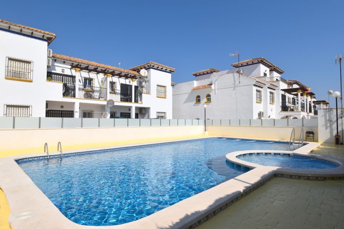 Image No.2-2 Bed Property for sale