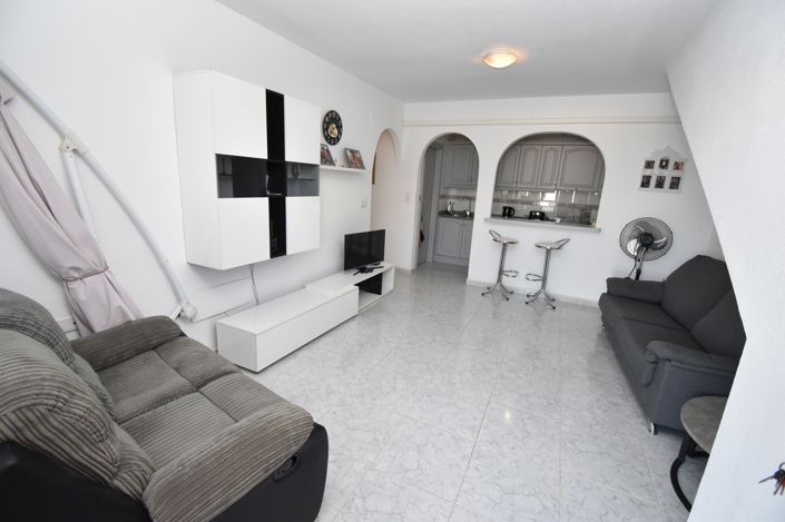 Image No.3-2 Bed Property for sale