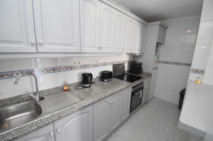 Image No.5-2 Bed Property for sale