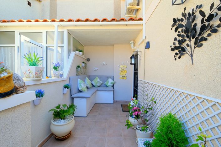 Image No.3-1 Bed Property for sale