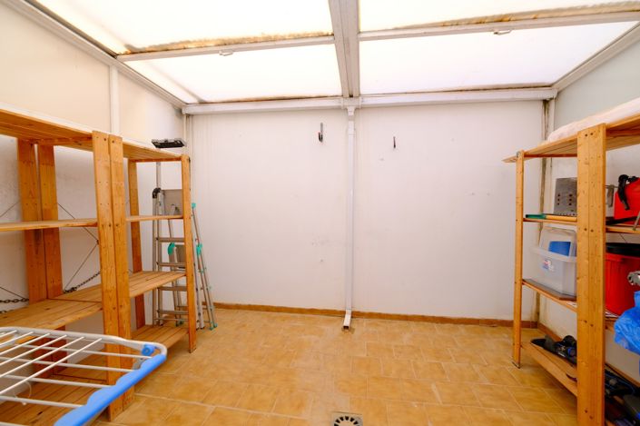 Image No.7-2 Bed Townhouse for sale