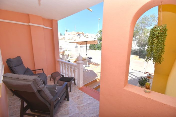 Image No.15-2 Bed Property for sale