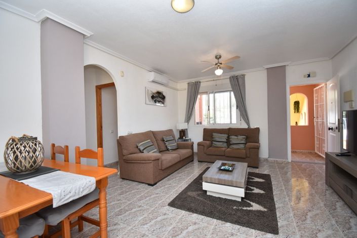 Image No.8-2 Bed Property for sale