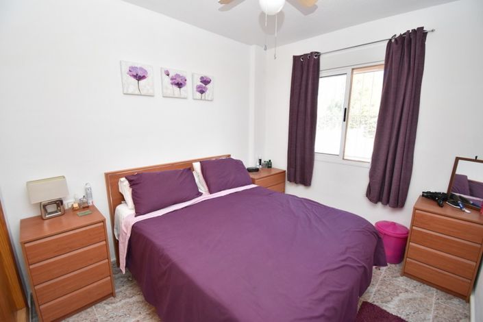 Image No.9-2 Bed Property for sale