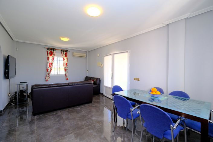 Image No.5-5 Bed Villa for sale