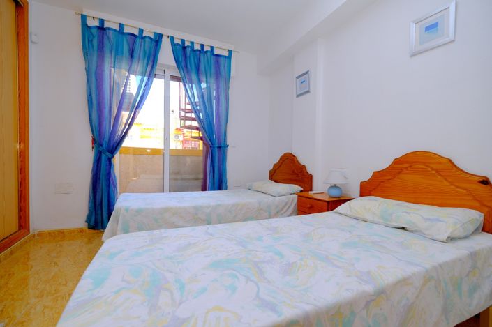 Image No.14-2 Bed Property for sale