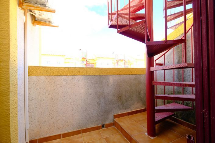 Image No.16-2 Bed Property for sale