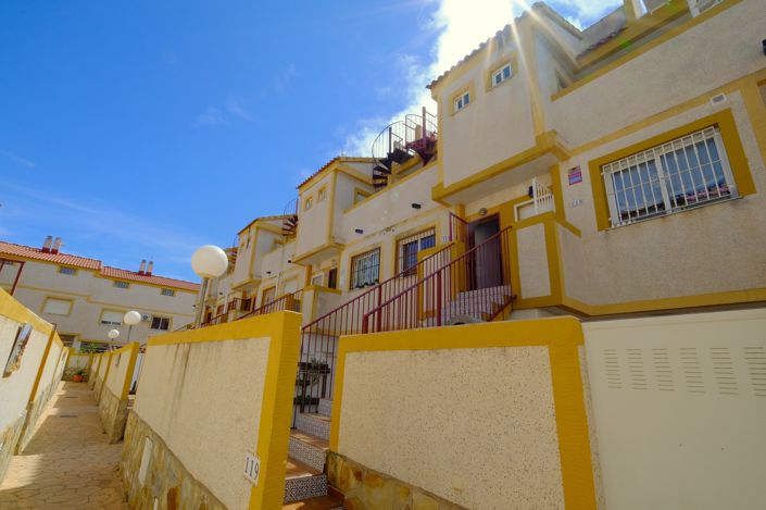 Image No.19-2 Bed Property for sale