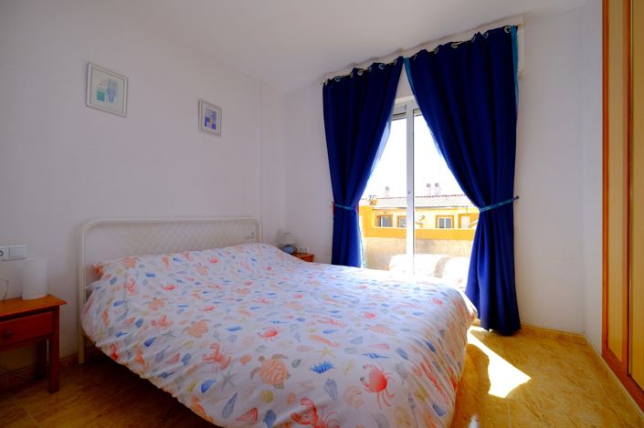 Image No.9-2 Bed Property for sale