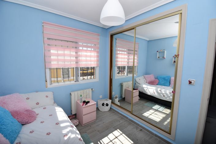 Image No.18-3 Bed Villa for sale