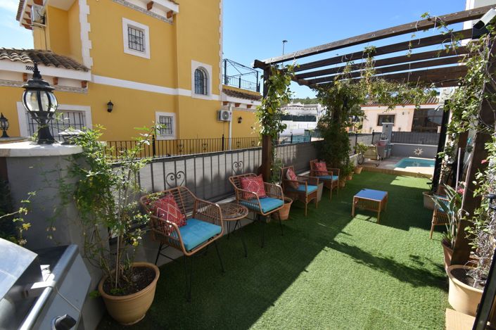 Image No.27-3 Bed Villa for sale