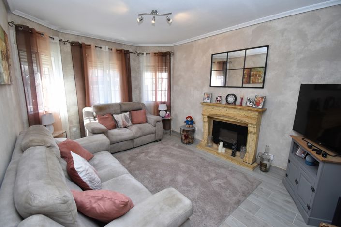 Image No.4-3 Bed Villa for sale