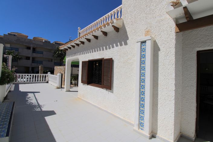 Image No.24-Villa de 4 chambres à vendre à La Zenia