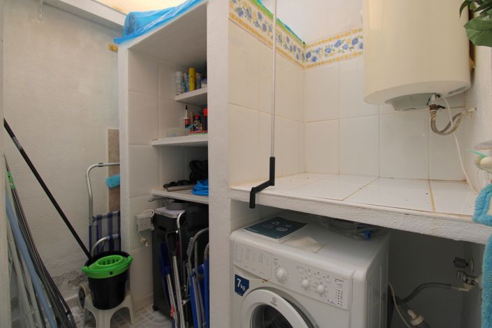 Image No.13-2 Bed Townhouse for sale