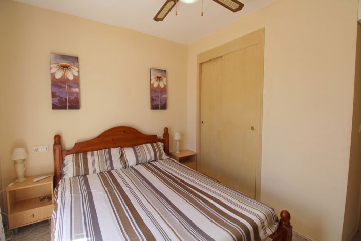 Image No.14-2 Bed Townhouse for sale