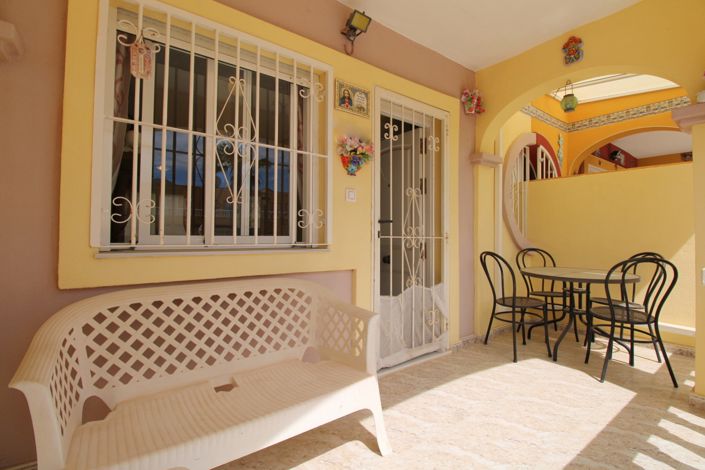 Image No.5-2 Bed Townhouse for sale