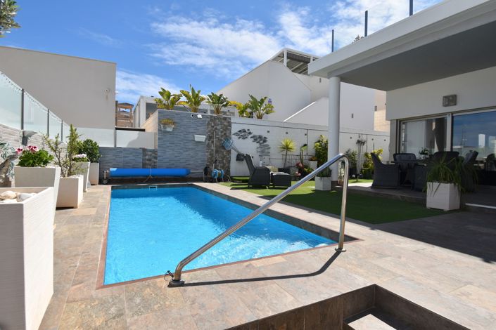 Image No.22-3 Bed Villa for sale