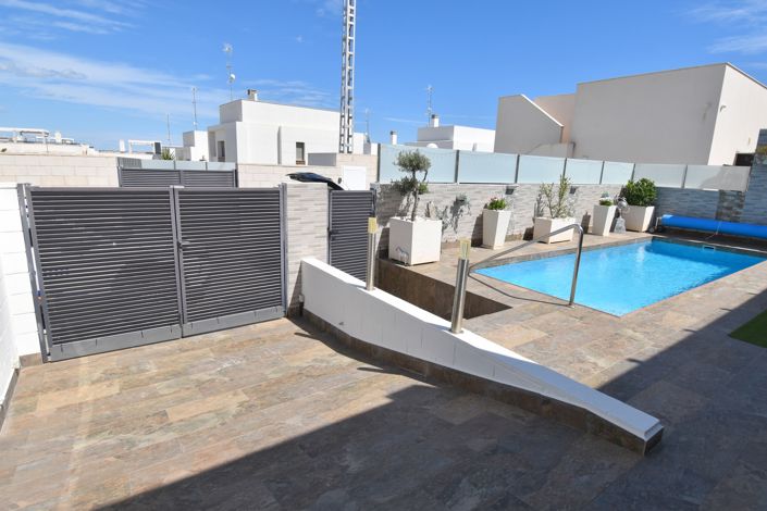 Image No.24-3 Bed Villa for sale